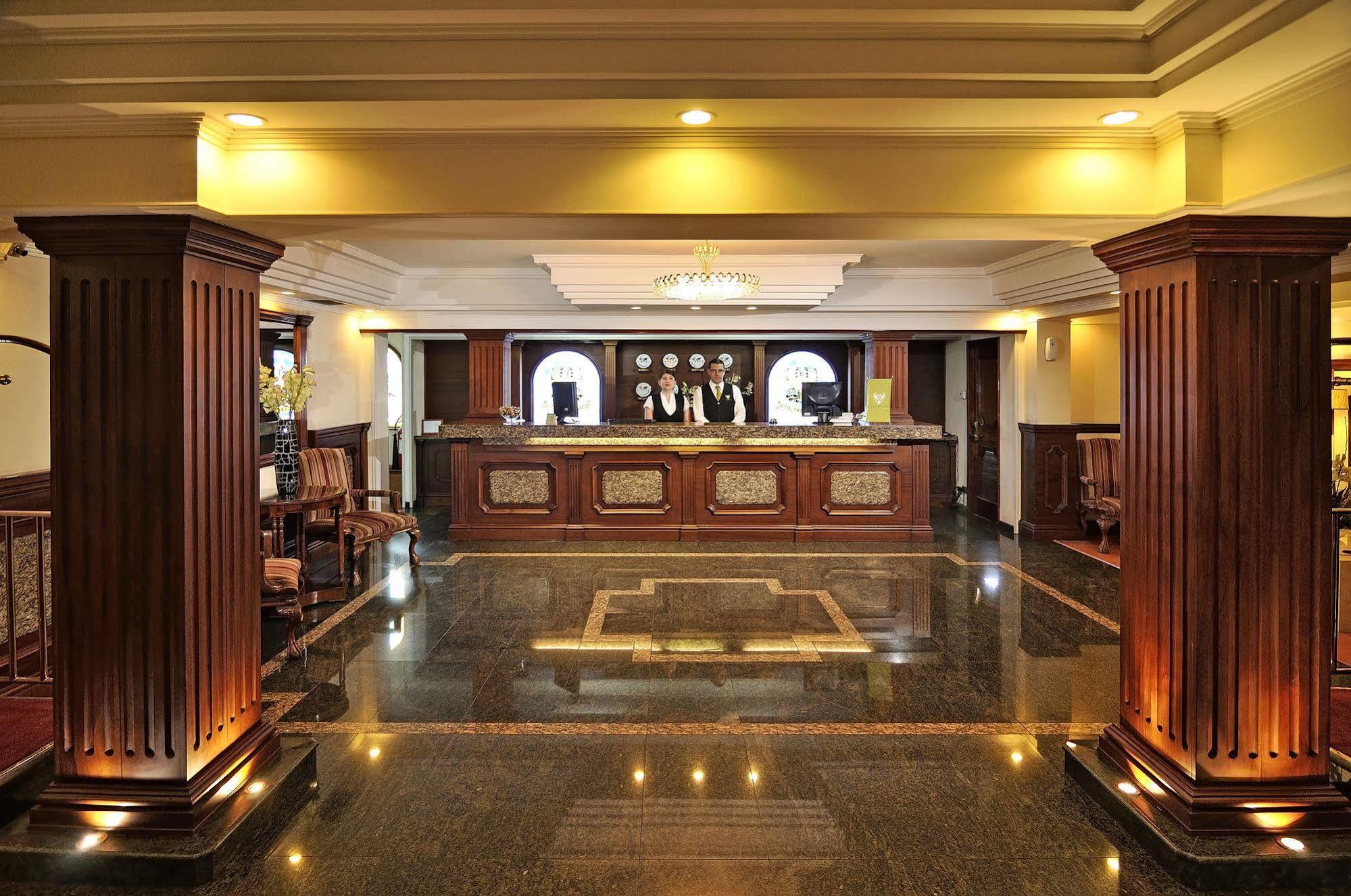 Hotel Gran Palace Santiago Exterior photo